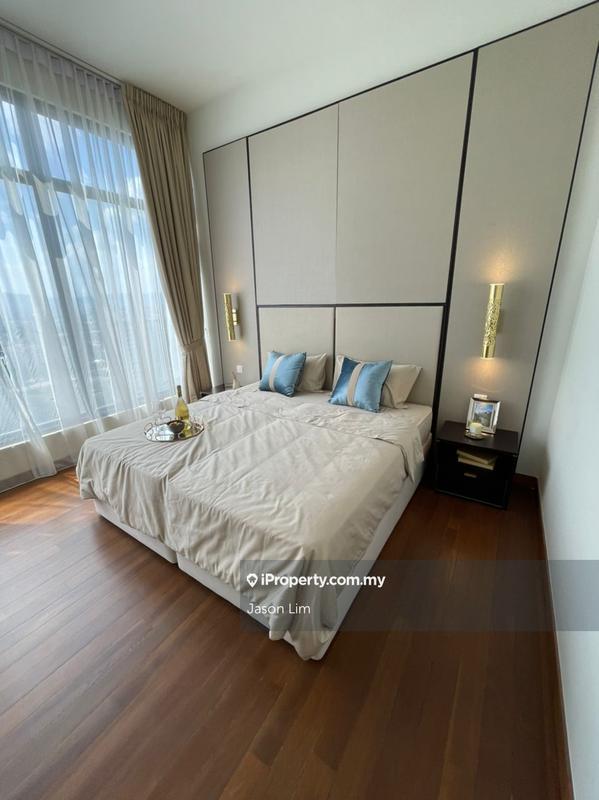 For Sale - Mayfair Residences @ Pavilion Embassy