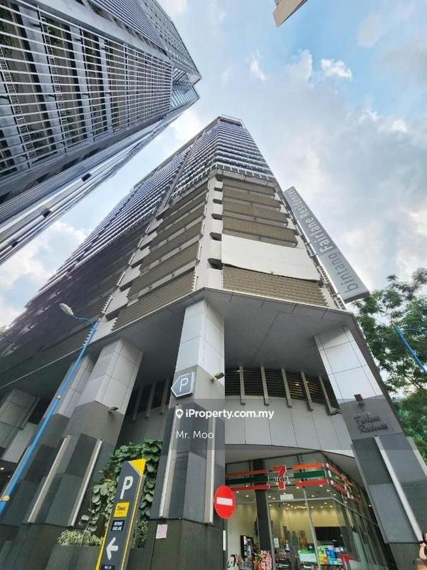 Service Residence for Sale in Bintang Fairlane Residences by Mr. Moo - iProperty.com.my