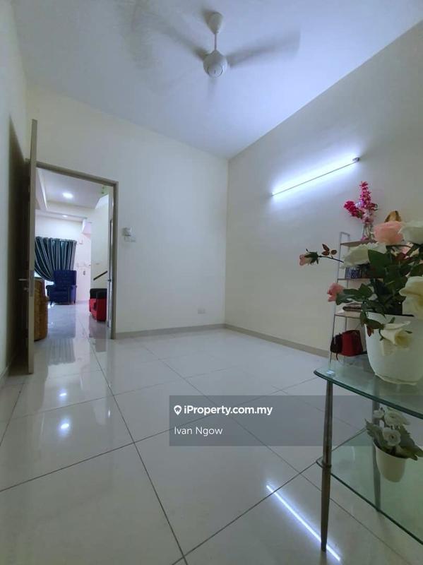 3-storey Terraced House for Sale in D' island, Puchong by Ivan Ngow - iProperty.com.my