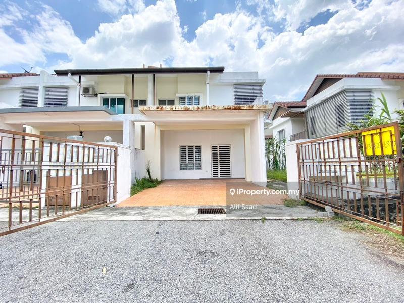 2-storey Terraced House for Sale in Puncak Bestari, Puncak Alam by Alif Saad - iProperty.com.my