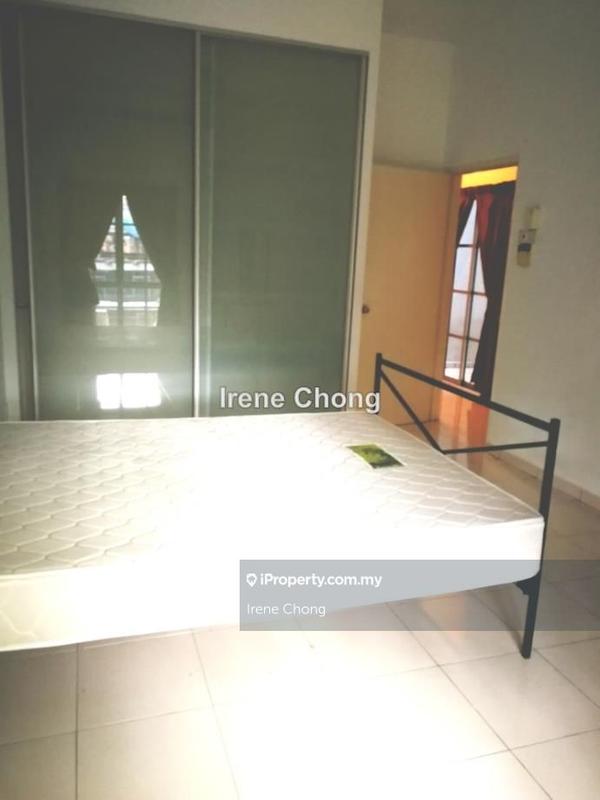 2.5-storey Terraced House for Sale in Damansara Jaya, Petaling Jaya by Irene Chong - iProperty.com.my