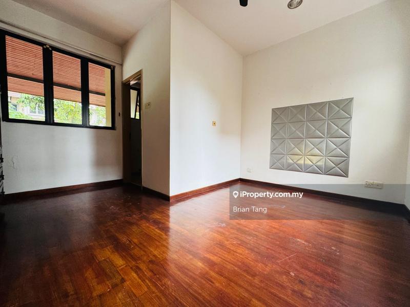 Rumah Teres 2.5-Tingkat untuk Dijual di Sierramas, Sungai Buloh oleh Brian Tang - iProperty.com.my