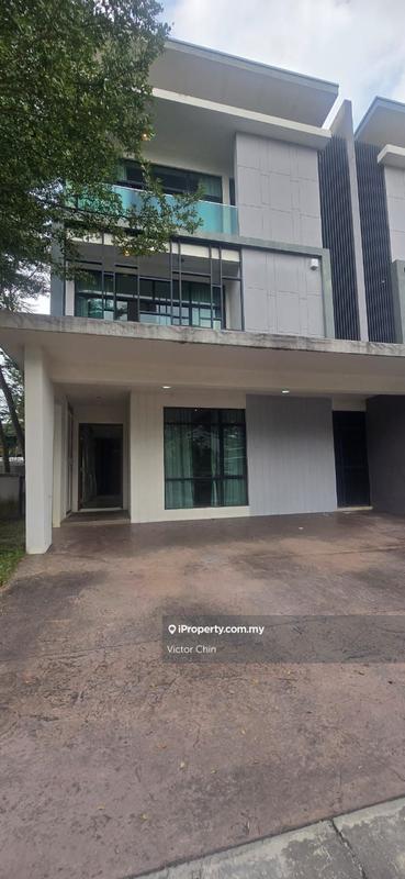 Rumah Berkembar untuk Dijual di The park, Seri Kembangan oleh Victor Chin - iProperty.com.my