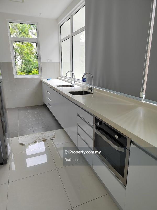 Kondominium untuk Dijual di Ferringhi Residence oleh Ruth Lee - iProperty.com.my