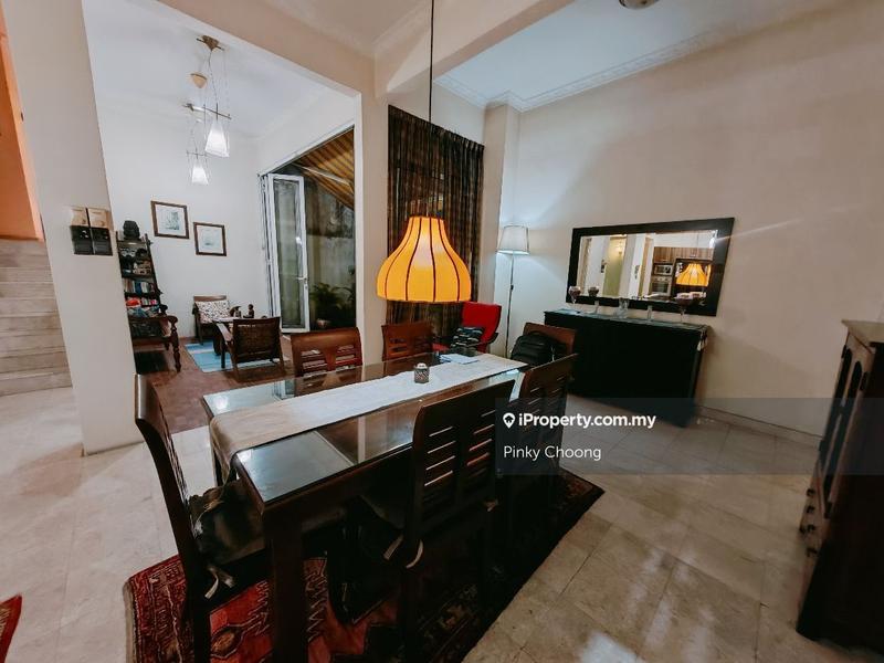 Rumah Berkembar untuk Dijual di Sierramas West, Sungai Buloh oleh Pinky Choong - iProperty.com.my