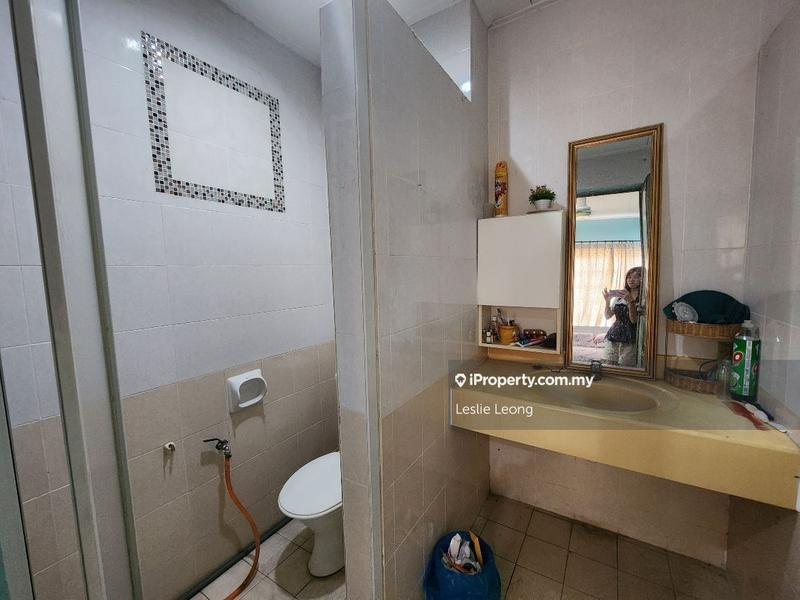 Bungalow House for Sale in Kota Emerald, Rawang by Leslie Leong - iProperty.com.my