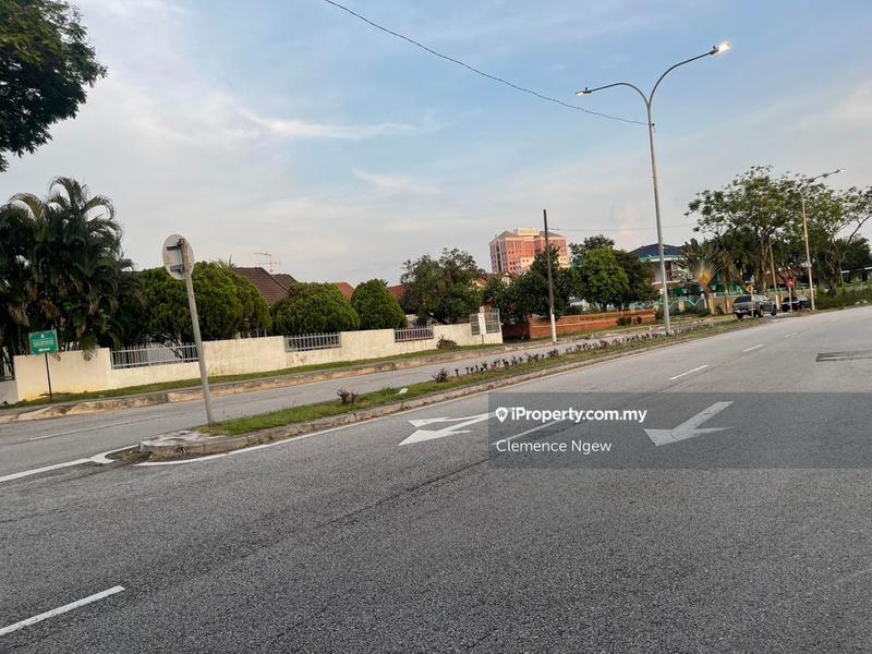 Commercial Bungalow for Sale in Section 1 Petaling Jaya, Petaling Jaya by Clemence Ngew - iProperty.com.my