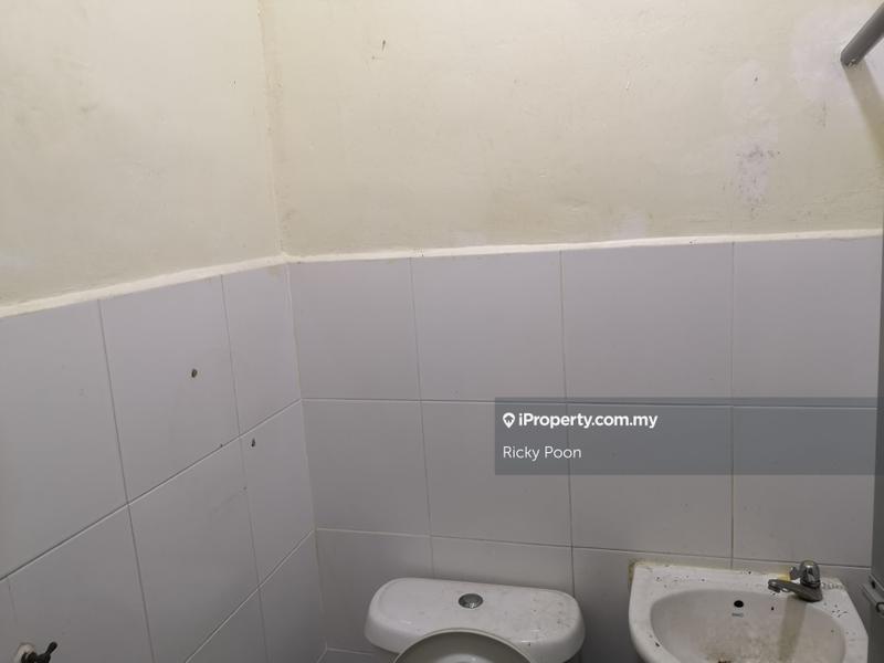 Shop / Office untuk Dijual di Jalan Pudu, KL City Centre oleh Ricky Poon - iProperty.com.my