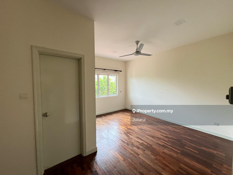 Townhouse for Sale in Sunway Damansara, Kota Damansara by Juliana - iProperty.com.my