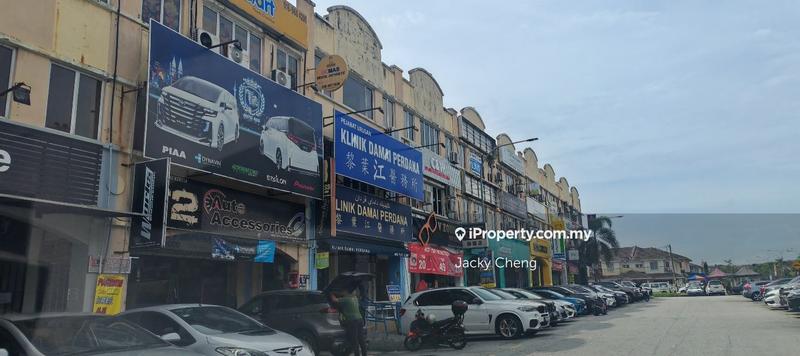 For Rent - Corner, 2nd Floor Unit For Rent