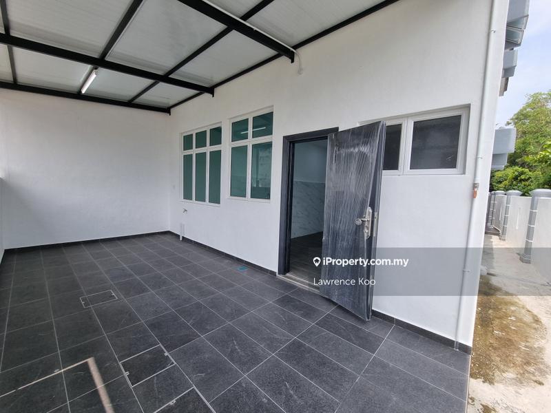 Rumah Berangkai 2 Tingkat untuk Dijual di Taman Bukit Cheng, Cheng oleh Lawrence Koo - iProperty.com.my