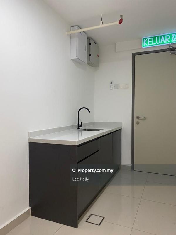 Kediaman Servis untuk Dijual di Pinnacle Petaling Jaya oleh Lee Kelly - iProperty.com.my