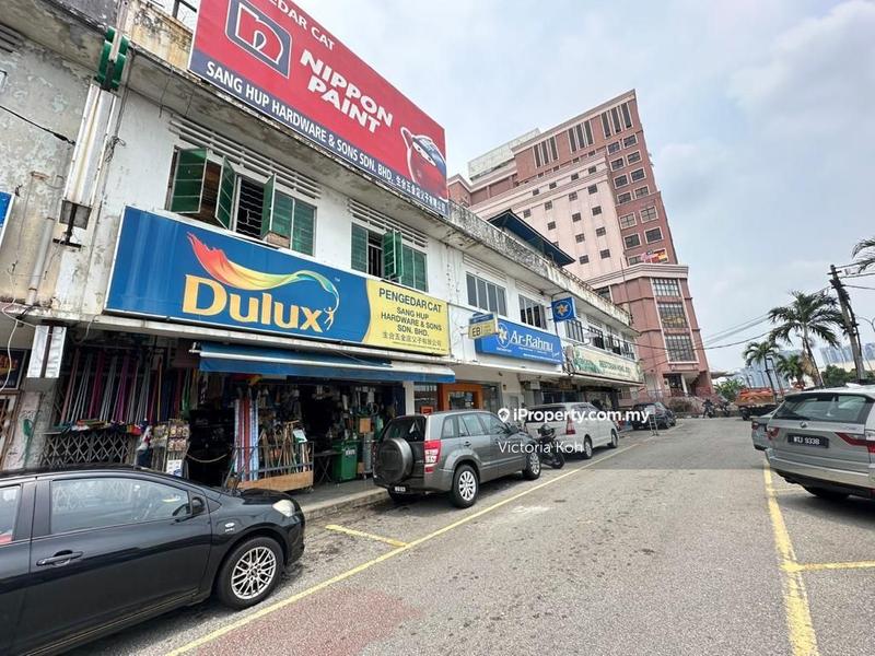Shop for Sale in Petaling Jaya, Selangor by Victoria Koh - iProperty.com.my