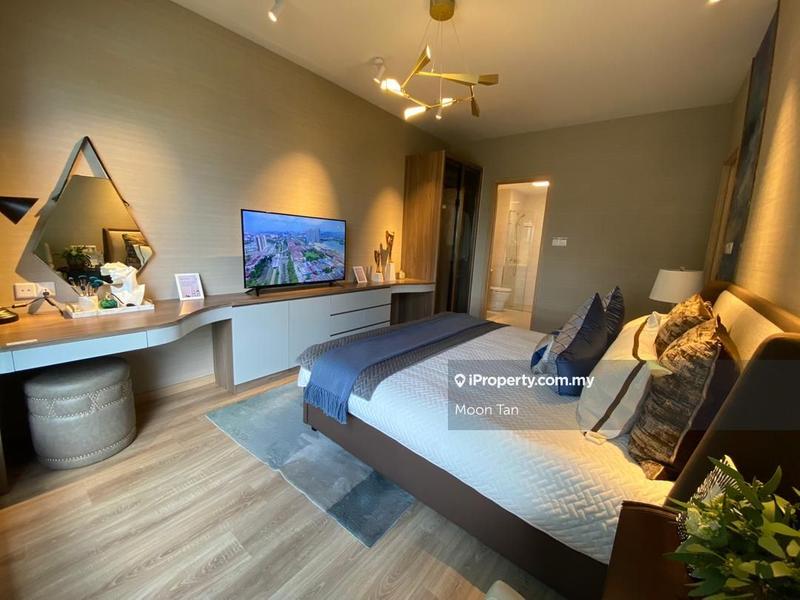 For Sale - Baron Residence @ Lake City