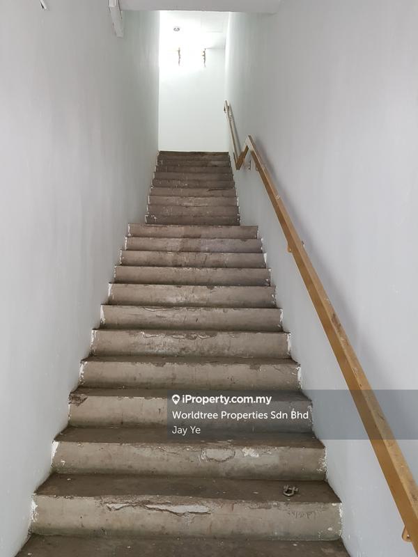 Kilang Teres untuk Dijual di TPK, Taman Perindustrian Kinrara, Puchong oleh Jay Ye - iProperty.com.my