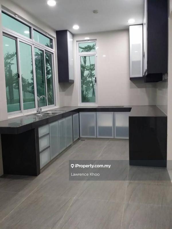 3-storey Terraced House for Sale in D'island residence, Puchong by Lawrence Khoo - iProperty.com.my