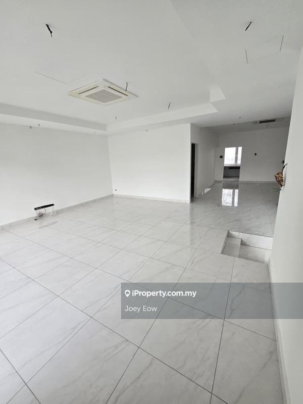 For Sale - Seri Puteri Hills Town Villa & Condominium