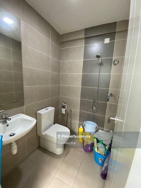 Service Residence for Rent in Summerton by Carmen Por - iProperty.com.my