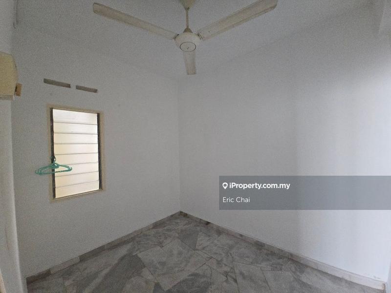 Rumah Berangkai 2 Tingkat untuk Dijual di Taman Puchong Intan, Puchong oleh Eric Chai - iProperty.com.my