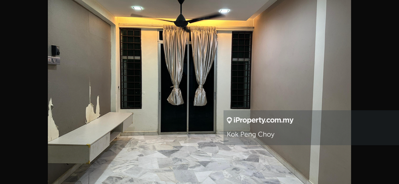 For Sale - Sri Sentosa AC4