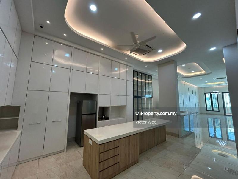 Banglo untuk Dijual di Country Heights Damansara, Kuala Lumpur oleh Victor Woo - iProperty.com.my