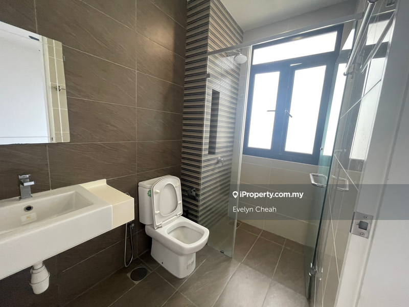 For Sale - Sky Condominium (Skyz Residence)