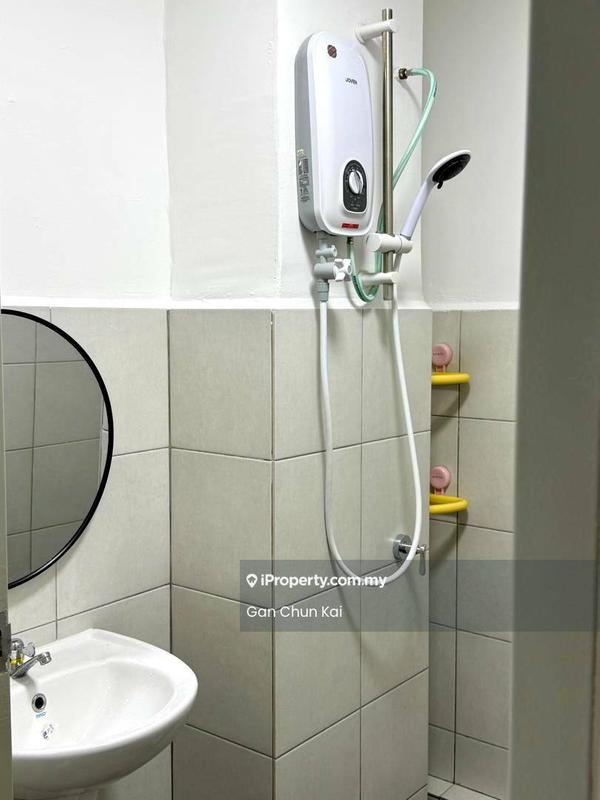 Condominium for Rent in Fairview Residence by Gan Chun Kai - Bathroom - iProperty.com.my
