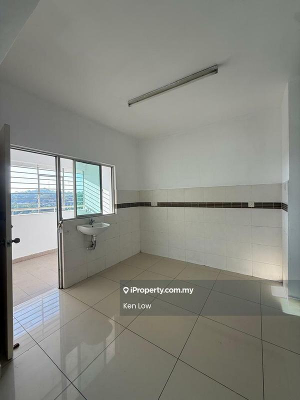 Kondominium untuk Dijual di Tiara ParkHomes oleh Ken Low - Balcony - iProperty.com.my