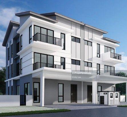 Rumah Berkembar untuk Dijual di Kwasa Damansara, Sungai Buloh oleh Emily Lee - iProperty.com.my