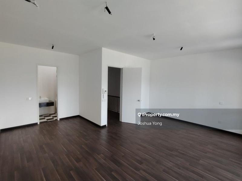 Rumah Teres 2-Tingkat untuk Dijual di Eco Majestic, Semenyih oleh Joshua Yong - iProperty.com.my