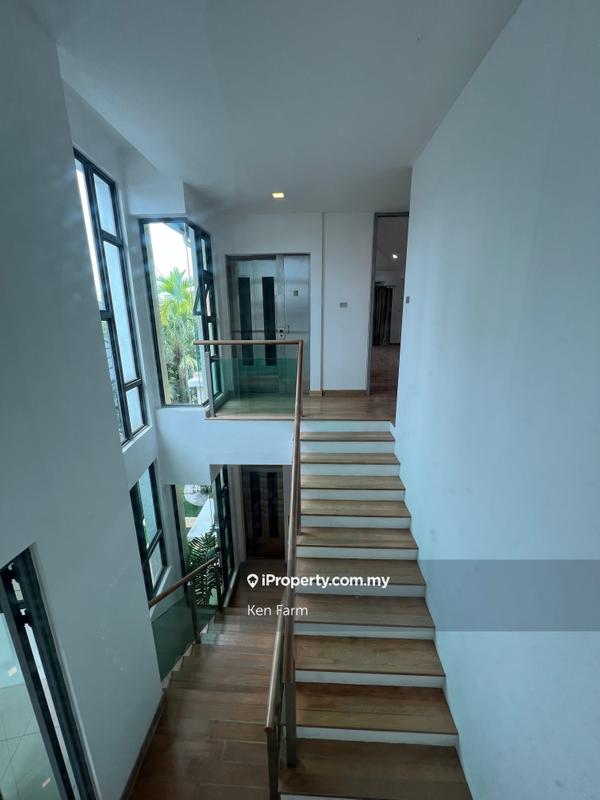 Bungalow House for Sale in The Villa Serai Saujana Golf Resort, Saujana by Ken Farm - iProperty.com.my