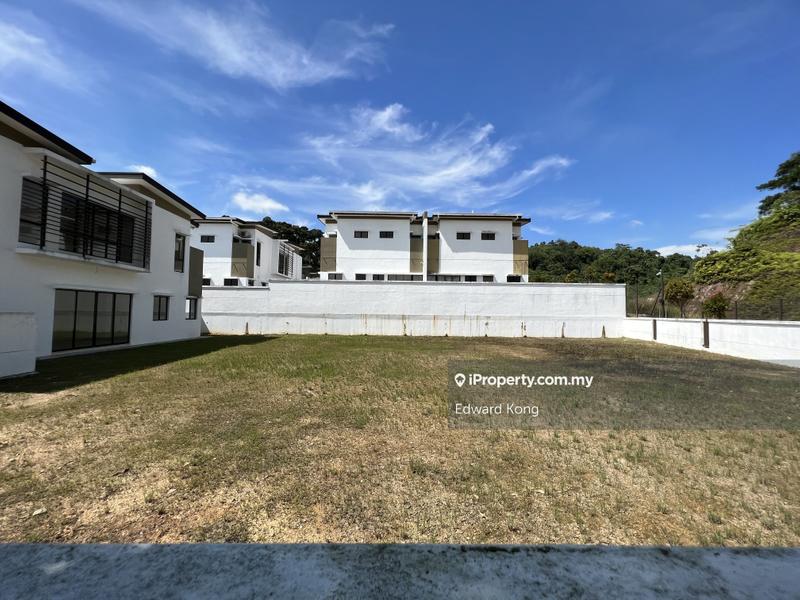 Rumah Berkembar untuk Dijual di Taman Anggun 3, Rawang oleh Edward Kong - iProperty.com.my