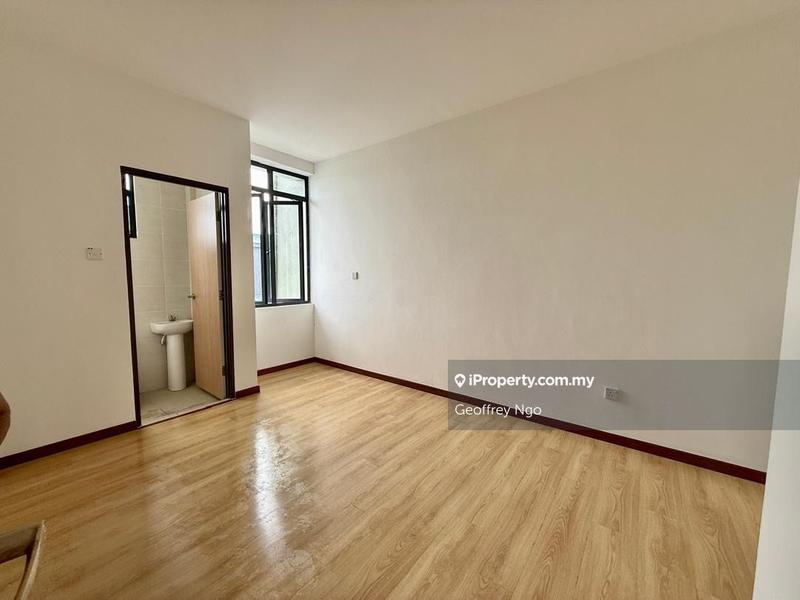 Rumah Teres untuk Dijual di City Garden, Samarahan oleh Geoffrey Ngo - iProperty.com.my