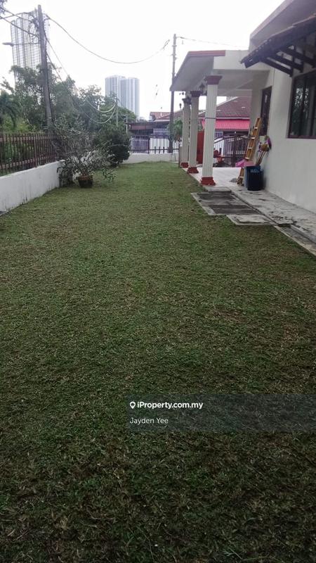 Semi-Detached House for Sale in Taman Overseas Union (Taman Oug), Jalan Klang Lama (Old Klang Road) by Jayden Yee - iProperty.com.my