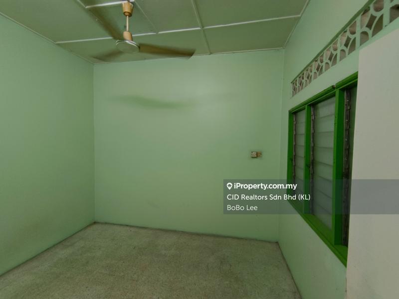 Rumah Berangkai 1 Tingkat untuk Dijual di Taman Overseas Union (Taman Oug), Jalan Klang Lama (Old Klang Road) oleh BoBo Lee - iProperty.com.my