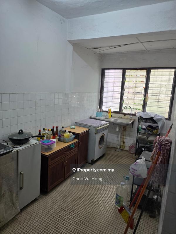 Rumah Teres 2-Tingkat untuk Dijual di Taman Serdang Raya, Seri Kembangan oleh Choo Vui Hong - iProperty.com.my