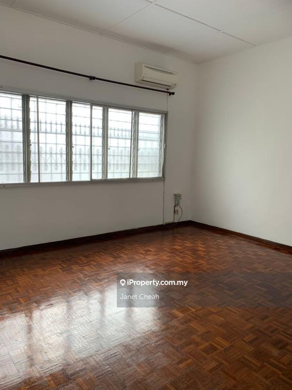 Rumah Berangkai 2 Tingkat untuk Dijual di Seksyen 19, Petaling Jaya oleh Janet Cheah - iProperty.com.my