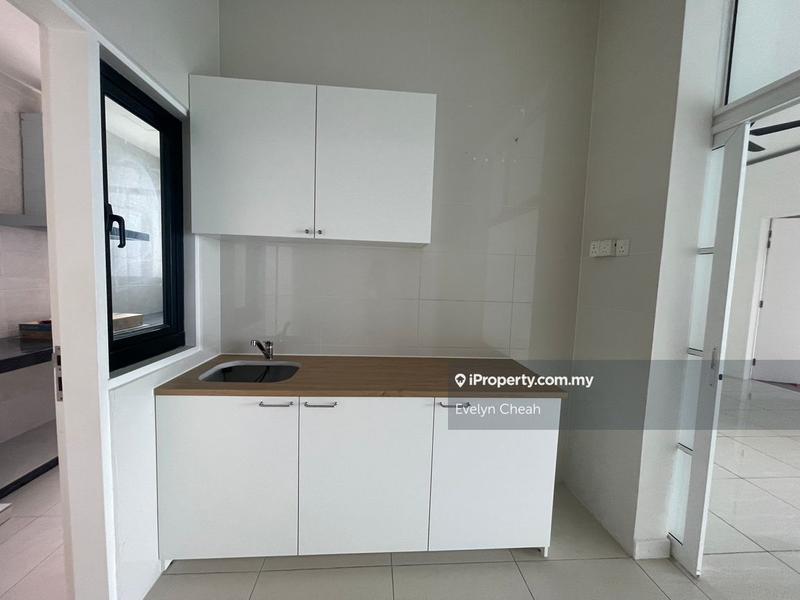 For Sale - Sky Condominium (Skyz Residence)