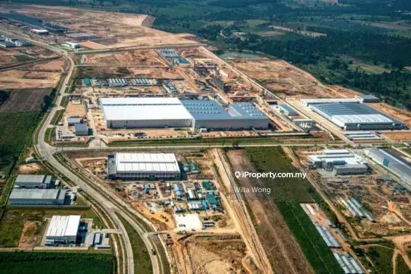 For Sale - Dengkil Cyberjaya South 3sty Semi D (80x165 BU 8800sf) Factory / Warehouse