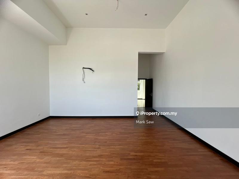 Bungalow House for Sale in Batu Ferringhi, Penang by Mark Saw - iProperty.com.my
