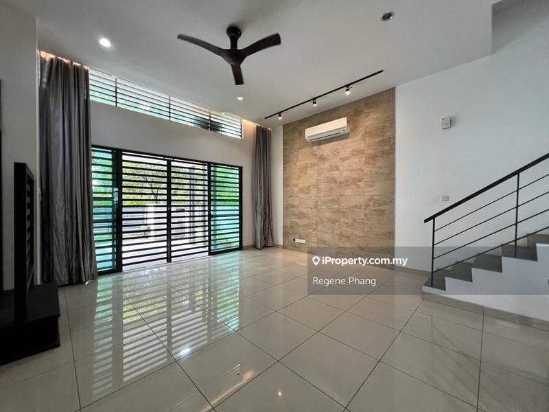 Rumah Berangkai 3 Tingkat untuk Dijual di Taman Putra Prima, Puchong oleh Regene Phang - iProperty.com.my