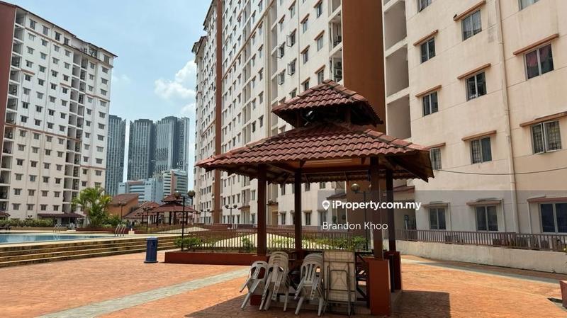 Apartment for Sale in Bayu Puteri by Brandon Khoo - iProperty.com.my