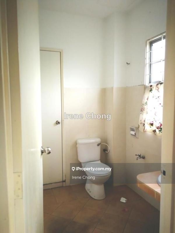 2.5-storey Terraced House for Sale in Damansara Jaya, Petaling Jaya by Irene Chong - iProperty.com.my