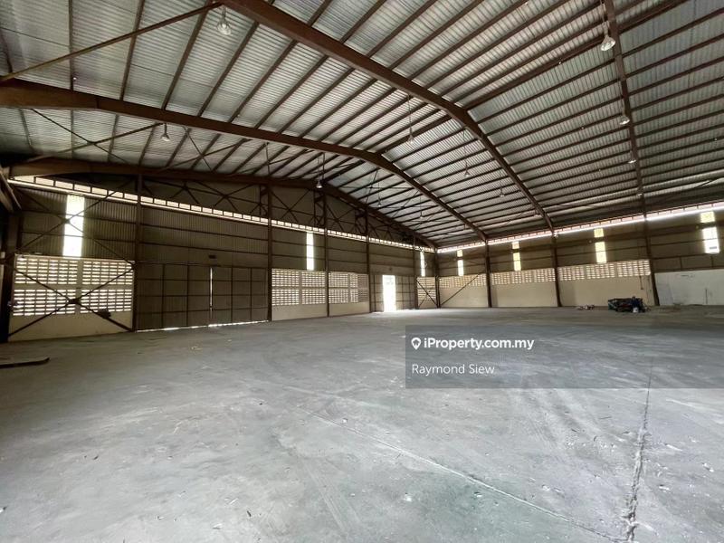 For Sale - Taman Selayang Baru Detached Factory For Sale (Freehold)