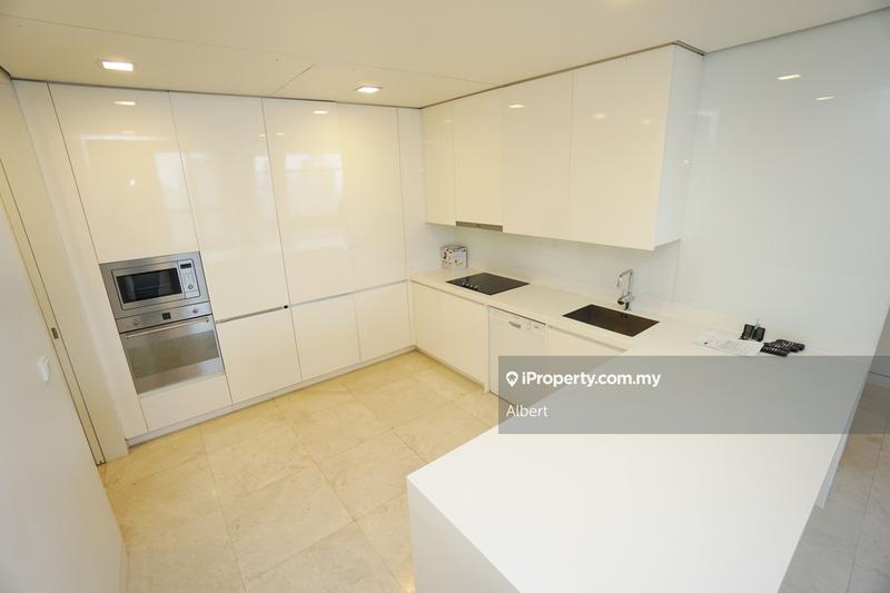 For Sale - Condominium @ The Troika