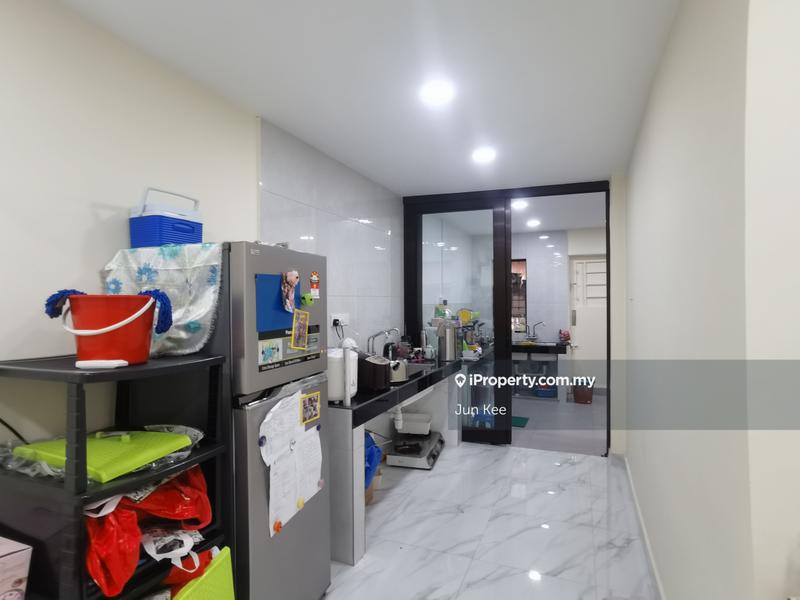 Rumah Berangkai 2 Tingkat untuk Dijual di Bandar Baru Sri Petaling, Sri Petaling oleh Jun Kee - iProperty.com.my