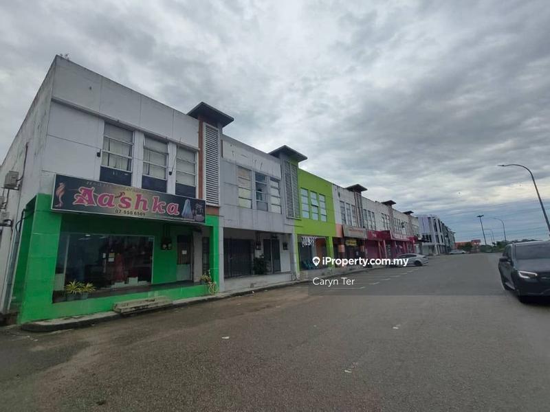 For Rent - Kempas Utama ( Facing Main Road ) Double Storey Shop Lot ( Ground Floor )