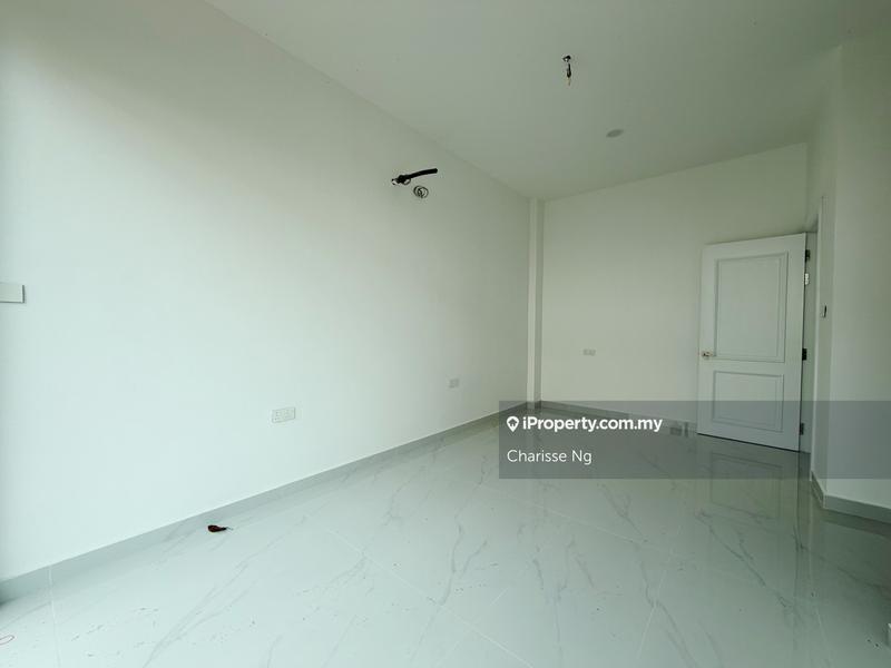 Bungalow House for Sale in Bandar Mahkota Cheras, Cheras by Charisse Ng - iProperty.com.my