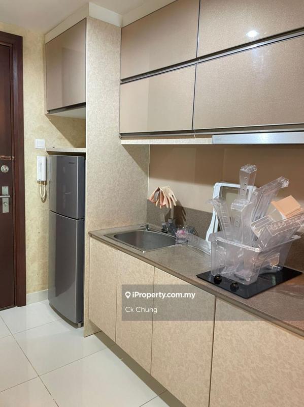 Kediaman Servis untuk Dijual di Cliveden @ Plaza Damas 3 oleh Ck Chung - iProperty.com.my