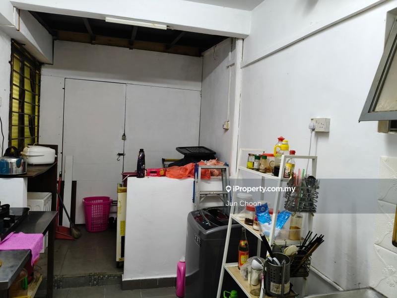 Service Residence for Sale in D'Alamanda by Jun Choon - iProperty.com.my